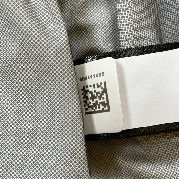 The North Face Women’s Allproof Stretch Jacket - Picture 7 of 8